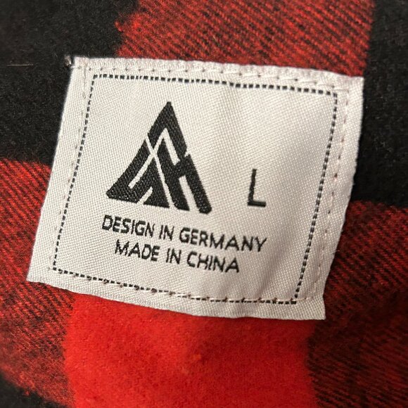 Red and Black Plaid Hooded Flanel Shirt - Picture 7 of 7